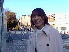 爽やか系美女がとろけるキスとM字開脚手マンで濡れる濃密エッチ