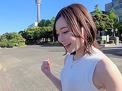 爽やか美形お姉さんとの甘いデートの後の夜はラブラブエッチ